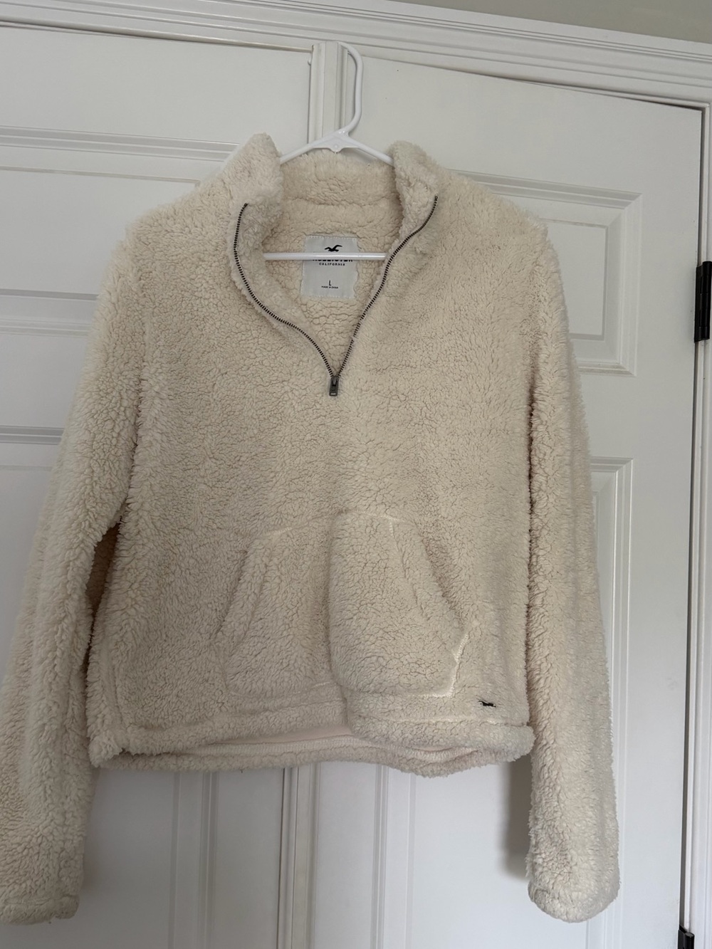 Hollister Cream Sherpa Quarter-Zip Pullover